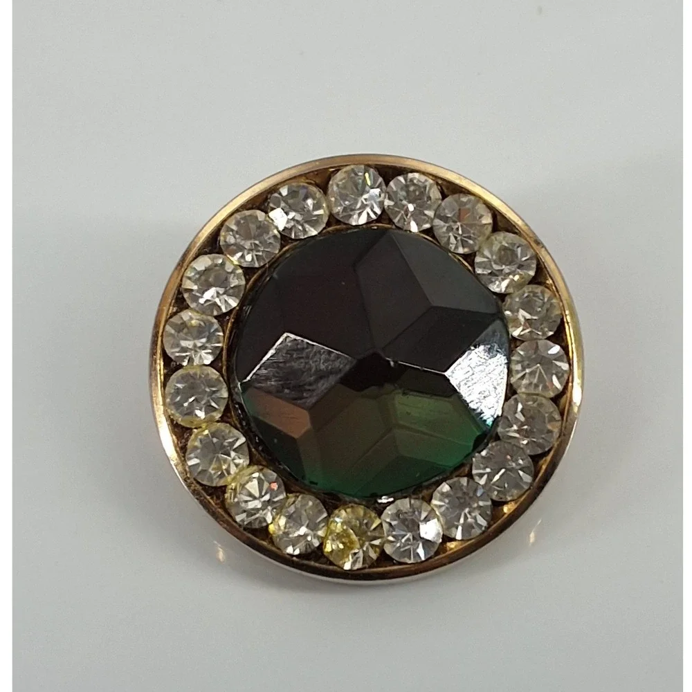 Vintage Gold Tone‎ Emerald Green Glass Rhinestone Halo Clip On Earrings